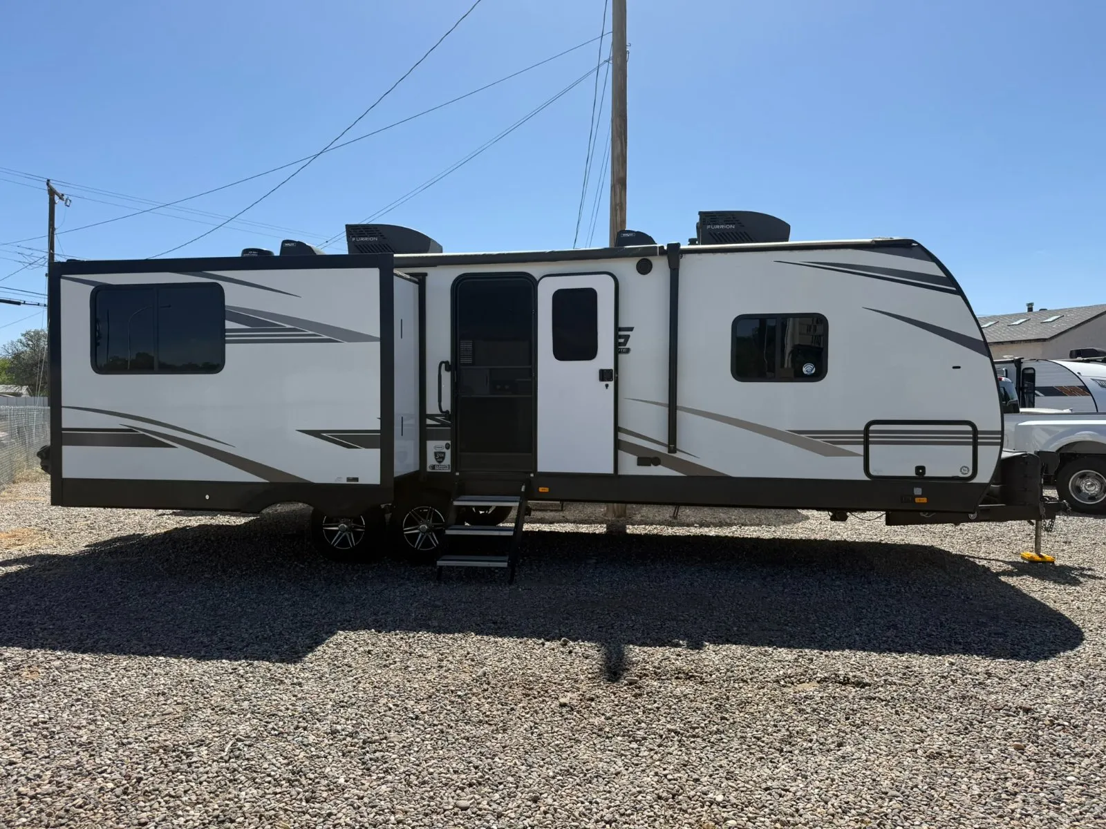 2023 Cruiser RV MPG 2780RE - Photo 2