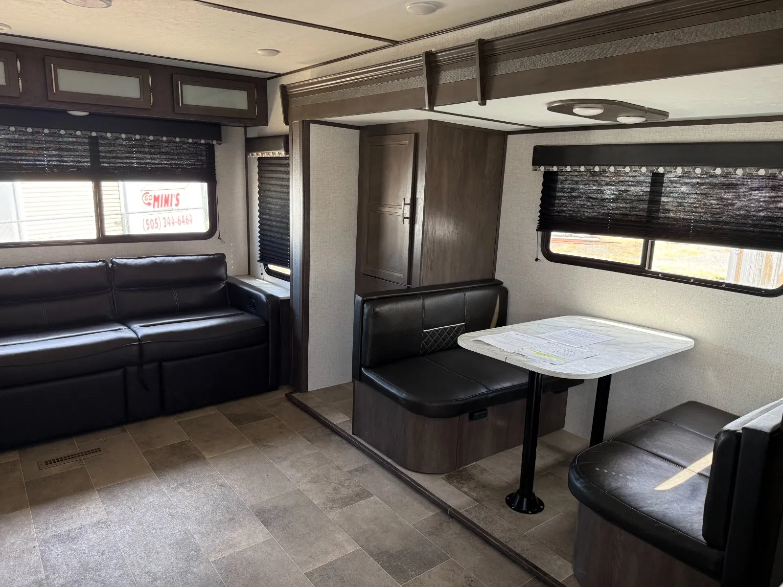 2021 Dutchmen Coleman 2515 RL - Photo 9