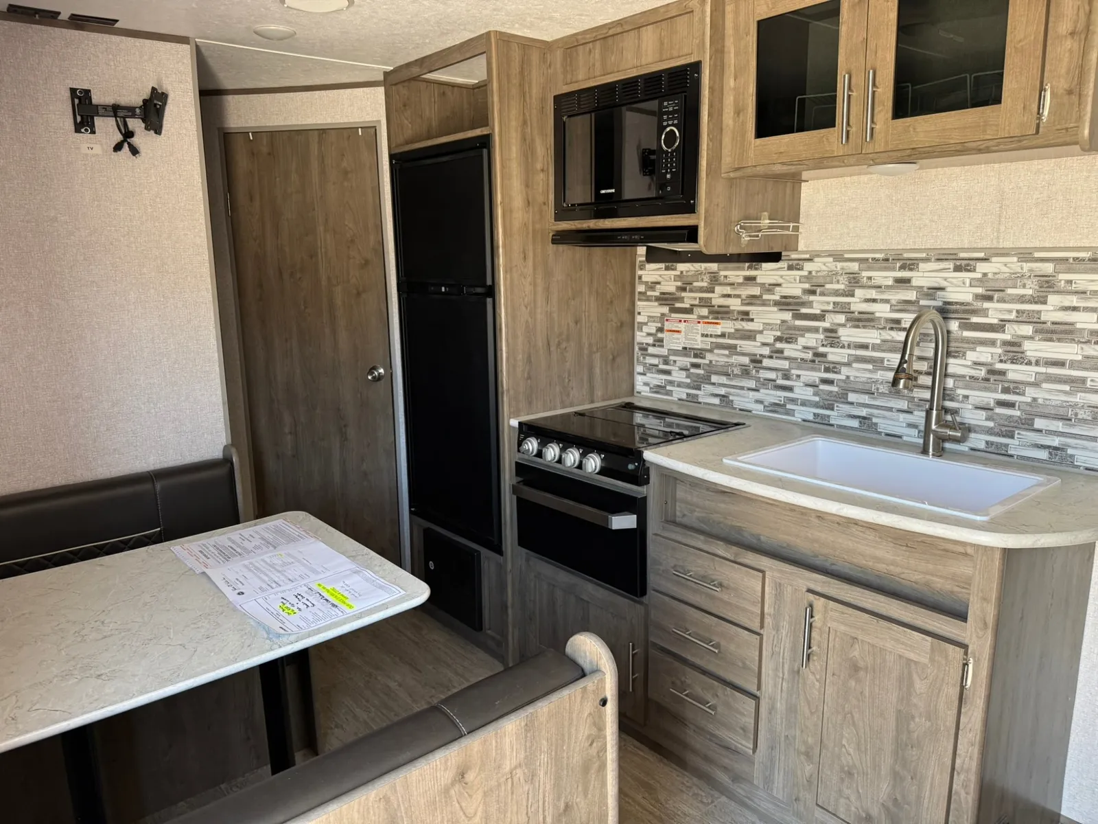 2021 Dutchmen Aspen Trail 25 BH w/Oversized Bunks - Photo 7