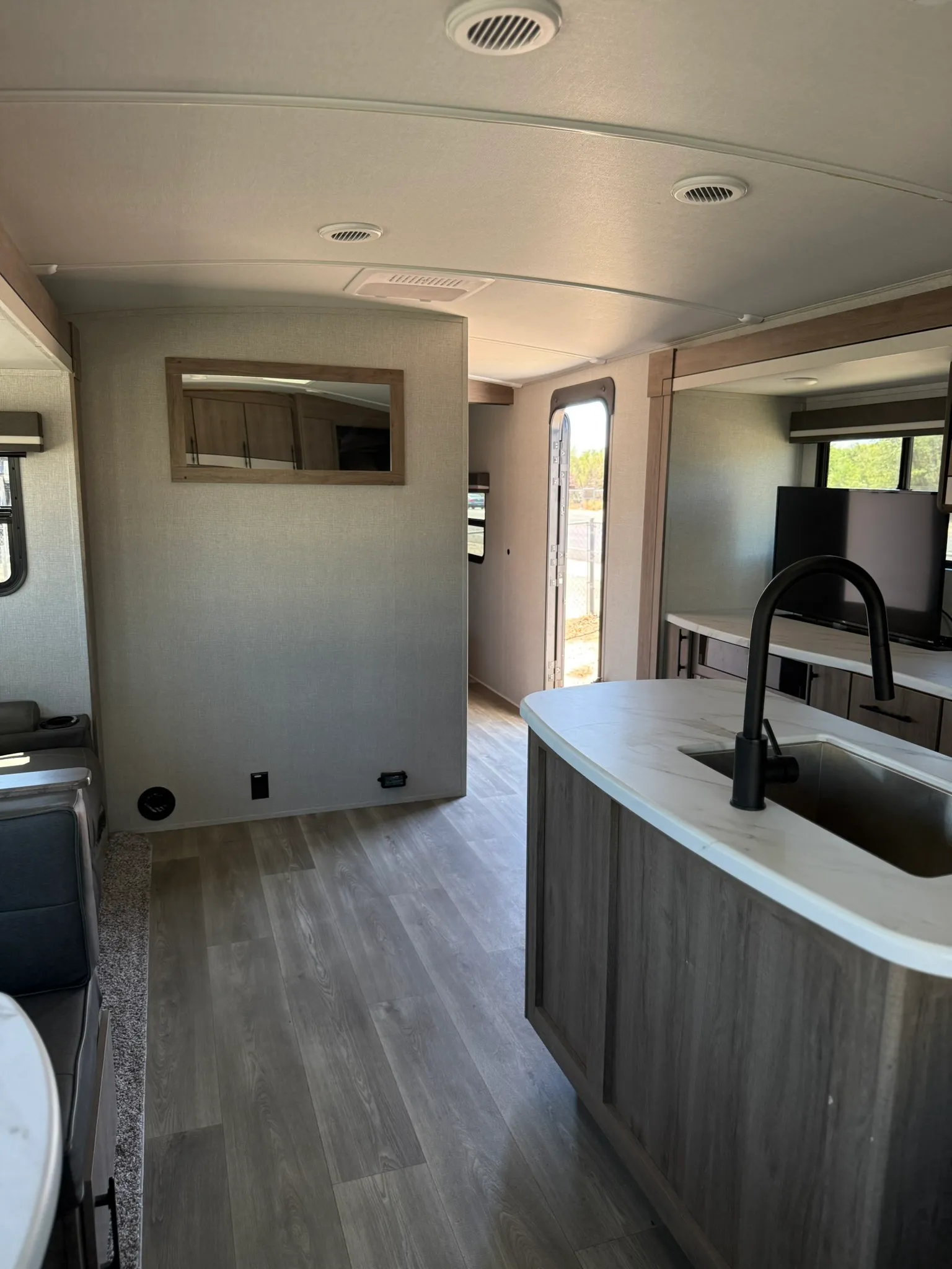 2024 Grand Design Imagine 2670 MK w/2 Slides "FOUR SEASONS" - Photo 17