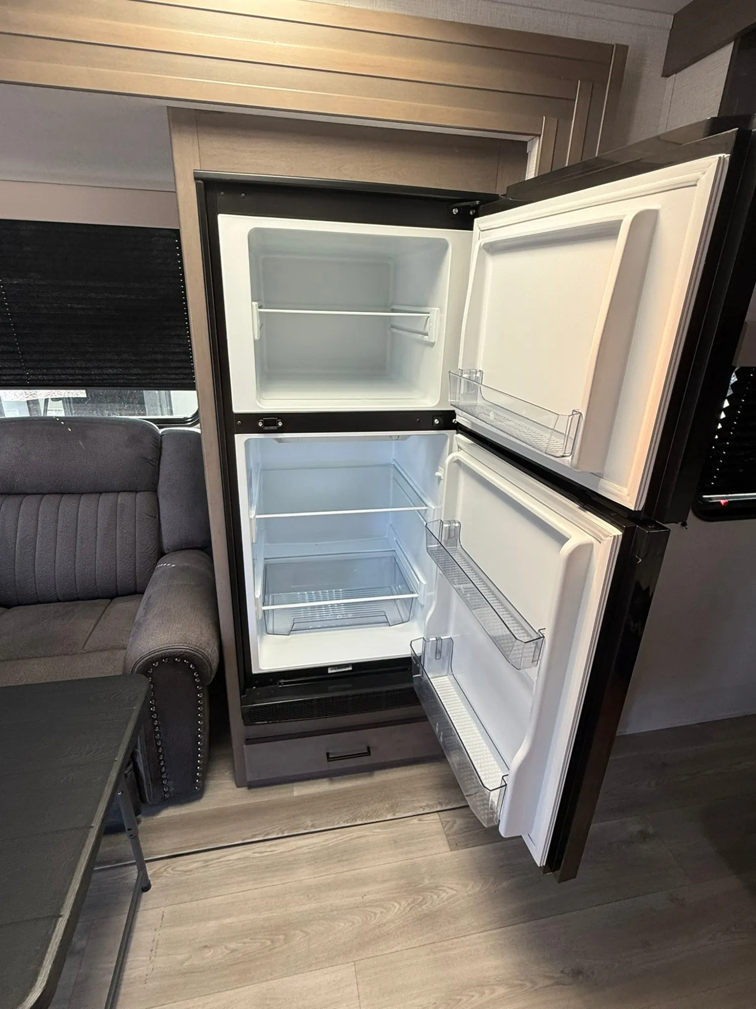 2024 Grand Design Transcend Xplor Series 221 RB w/Slide - Photo 9