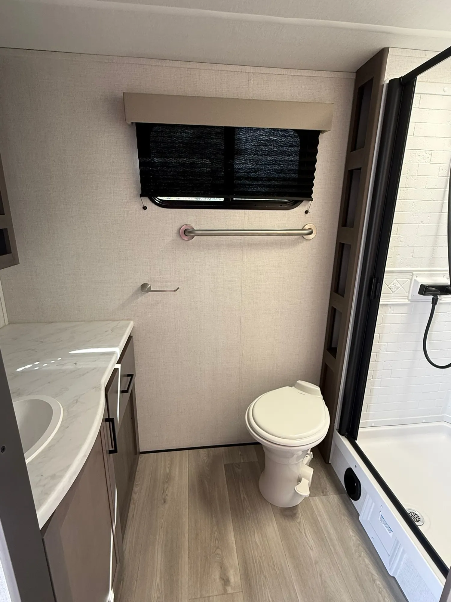 2024 Grand Design Transcend Xplor Series 221 RB w/Slide - Photo 14