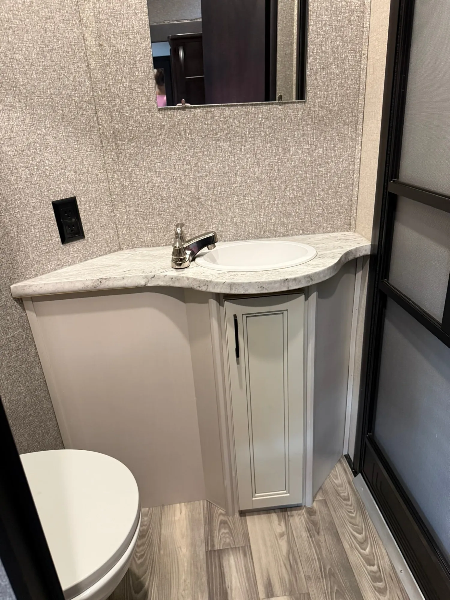 2022 Highland Ridge 2022 Mesa Ridge XLT 364 BHS 5th Wheel w/2 BEDROOMS, BATH & 1/2 - Photo 19