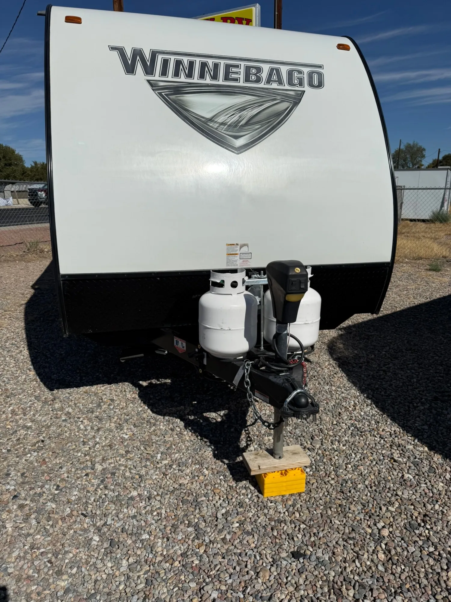 2019 Winnebago Micro Minnie 1808 FBS W/Slide "FOUR SEASONS" - Photo 2