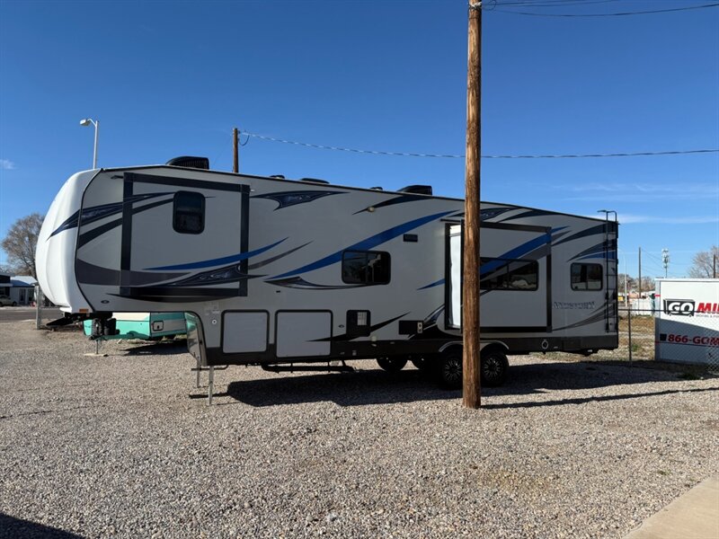 2018 Forest River Sandstorm 336 SLR - Photo 3