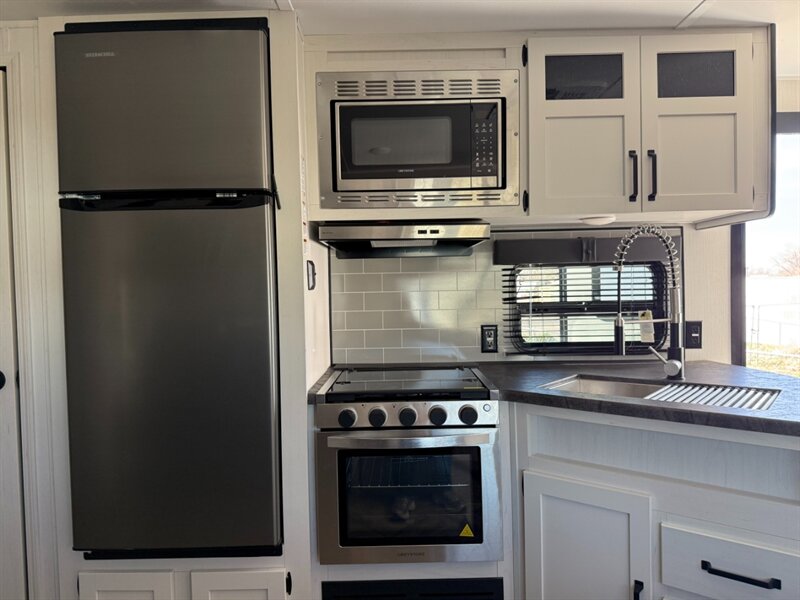 2023 Forest River Puma 28BHSS - Photo 10